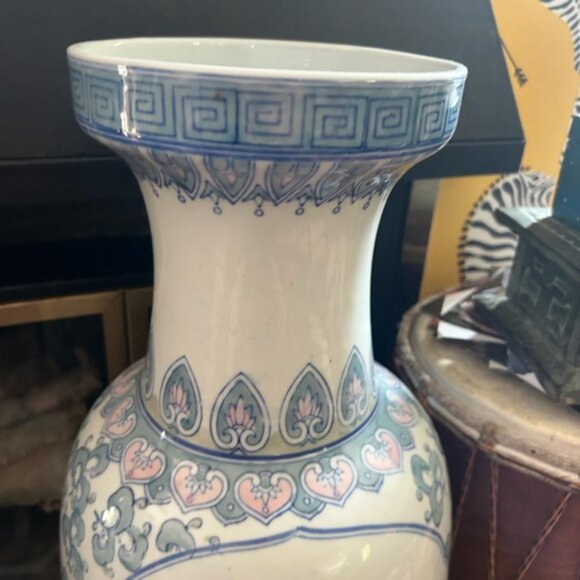 Vintage Blue and White Asian Vase with Pink Floral Accents w Birds 24 inch - Picture 3 of 15